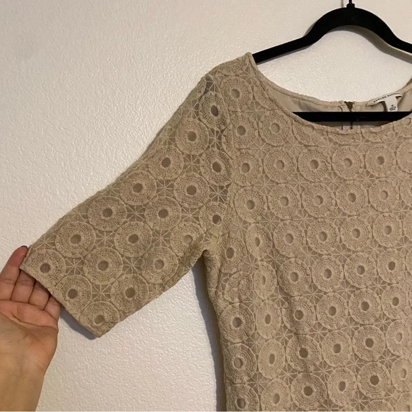 Banana Republic Cream Lace Overlay Cotton Shift Dress Women's Size 14 - Picture 5 of 11